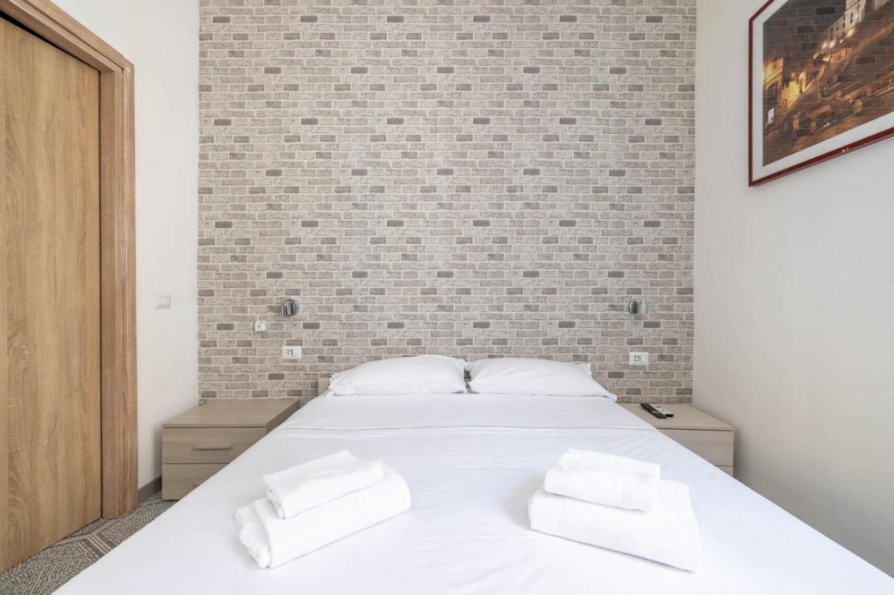 Vg Piazza Navona 5 Stelle Montecitorio Room โรม ภายนอก รูปภาพ